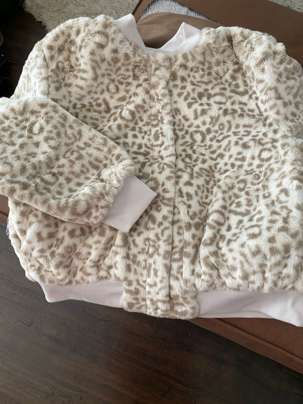 SANCTUARY Faux Fur Leopard-Print Bomber Jacket in Cream NEW! ✨ - Picture 7 of 9